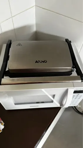 Sanduicheira ARNO SW 332DB0