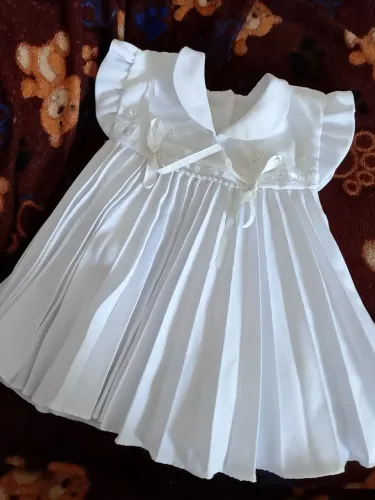 Vestido branco para bebê tamanho P