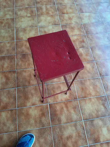 Vende se banquete de ferro 