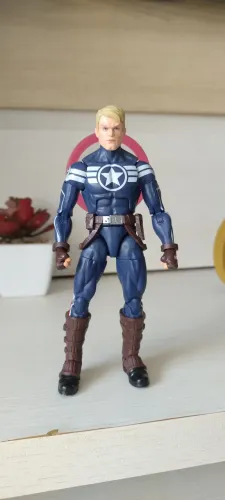 Marvel Legends - Comandante Rogers