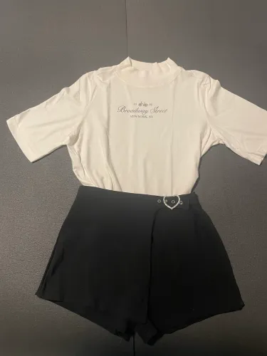 Conjunto saia short 13-14 anos e blusa feminina P