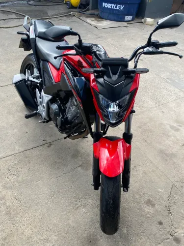 Twuister ótimo estado contato *75 )