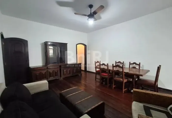 VENDO OU ALUGO ÓTIMO APARTAMENTO COM 110m2, 3 QUARTOS, 1 SUITE, VAGA, DEPENDENCIA, BOTAFOG