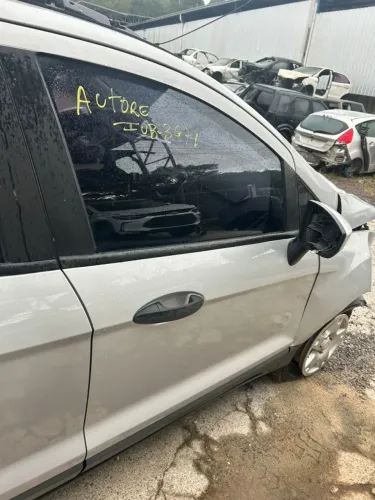 PORTA DIANTEIRA DIREITA FORD ECOSPORT 12/13 /SEM ACESSORIOS