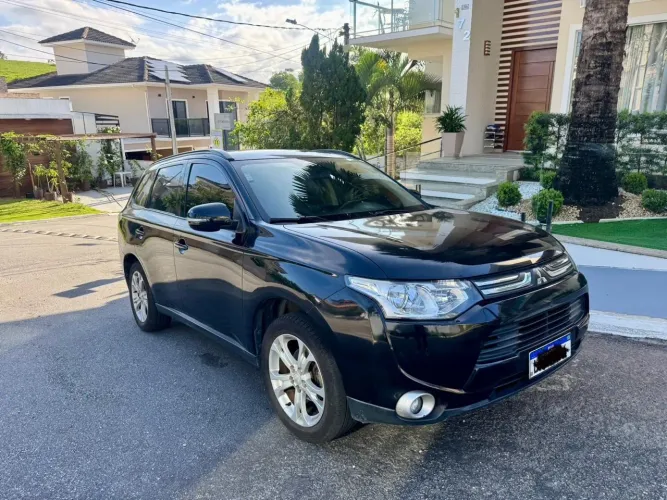 Mitsubishi Outlander 2.0 16V 160cv Aut. 2015