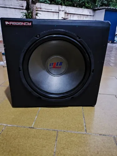 Subwoofer Regency Cyber Bass 500w