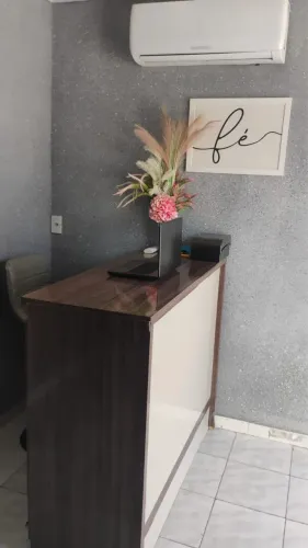 Clínica odontológica cadeira Dentista 