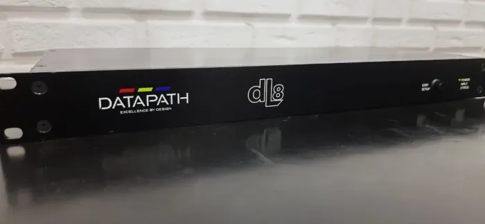 Datapath DL8 - Distribuidor DVI 1x8 Profissional - Pronto para Uso