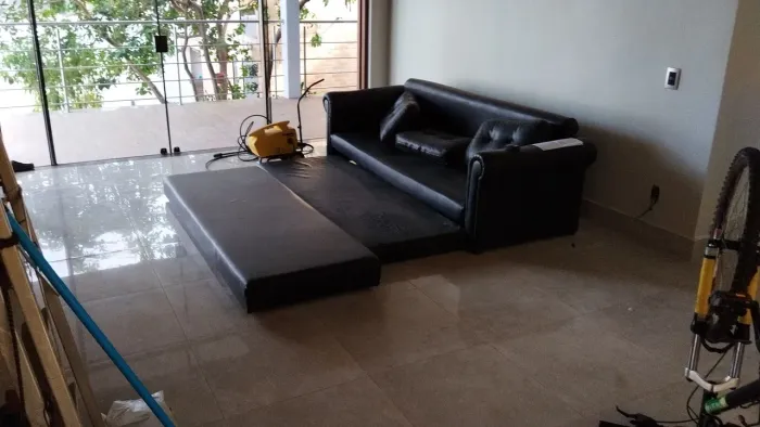Sofá Cama Preto pra reformar