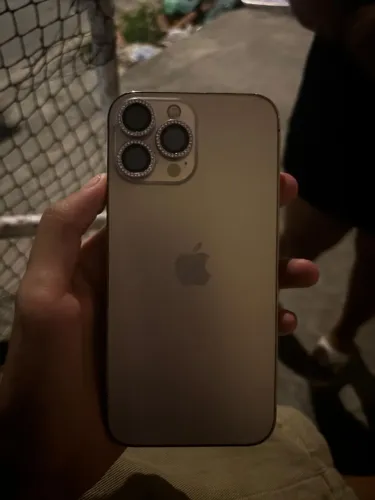 iPhone 13 pro Max bem conservado 