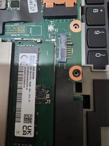 2 Memoria Notebook Micron 8gb 1rx16 Ddr5-5600 Sodimm