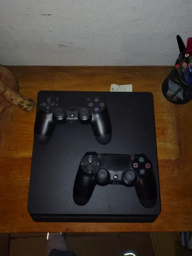 Sony Playstation 4 Slim 1tb