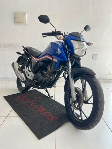 Titan 2021, faço financiamento, cartão e moto de entrada 
