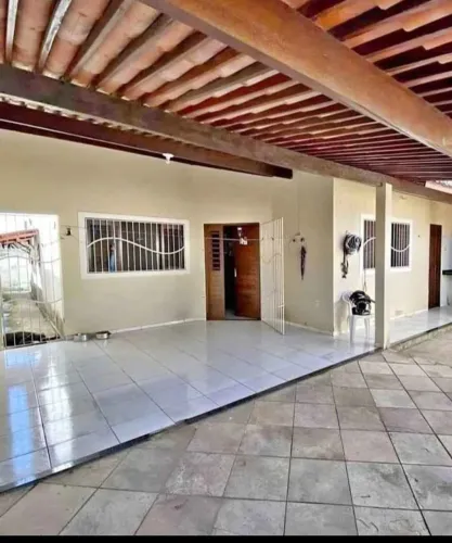 Vendo essa Casa no Bairro Cachoeirinha, Próximo ao DB - Aceito Entrada mais Parcelas.