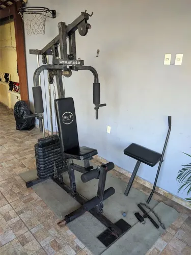 Estação de Musculação WCT 80kg Completa + Banco Scott + Polia Alta e Baixa