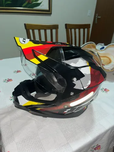 Capacete Helt Cross Vision Glass Titanium Com Viseira Solar Tamanho 62