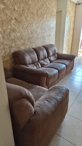 Sofá usado em Maringá - PR