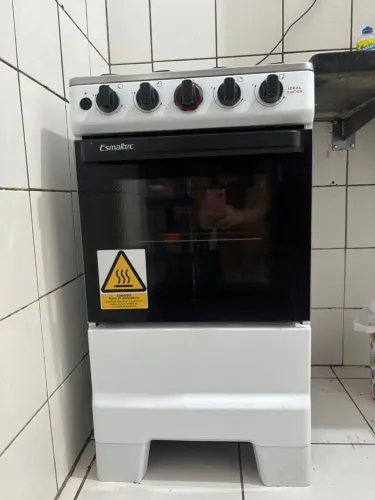 Fogão esmaltec novo