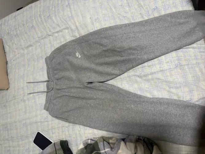 vendo calça nike club moleton 