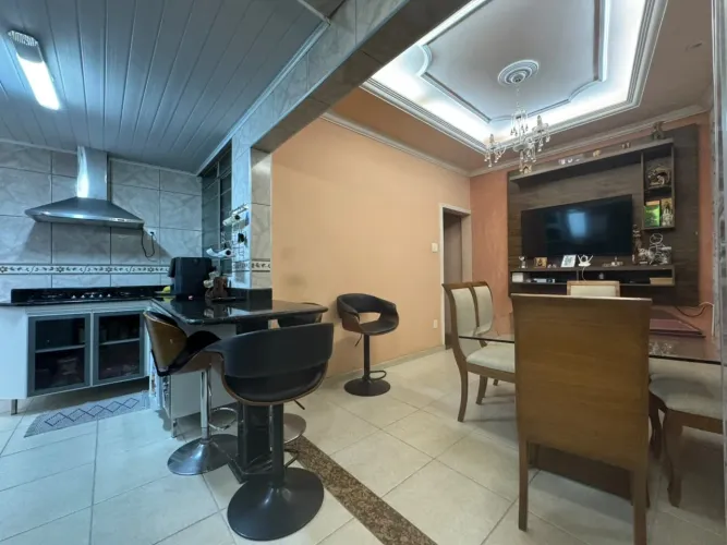 Casa à venda - 3 quartos - Belo Horizonte