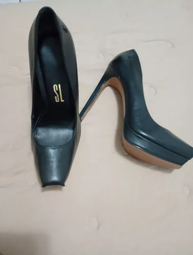 Sapato semi novo 