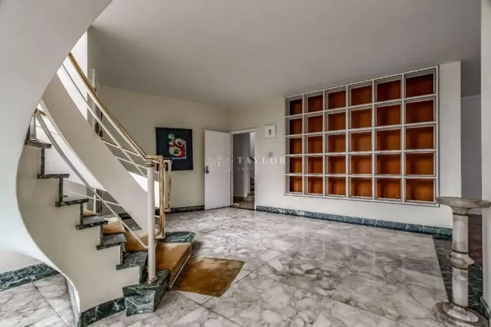 Salas Comerciais com 4 quartos à Venda, Jardim Paulista - São Paulo