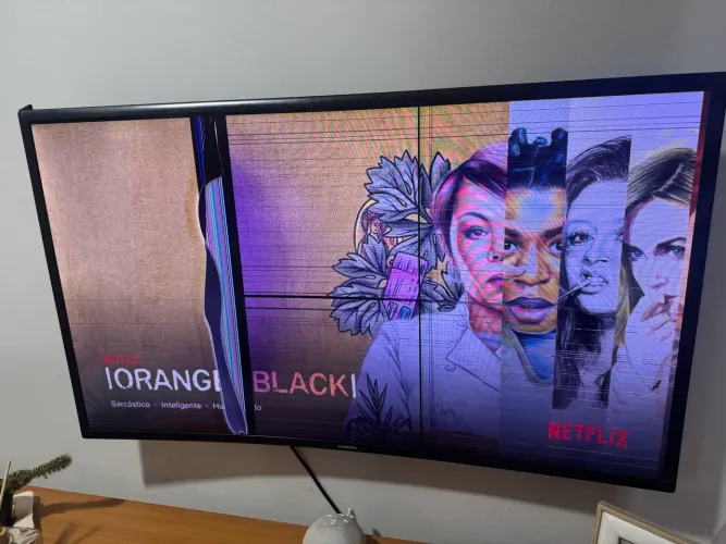 Smart TV Samsung 42 polegadas para retirada de peça