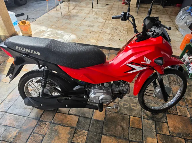 VENDO MOTO POP 110C VERMELHA UNICO DONO