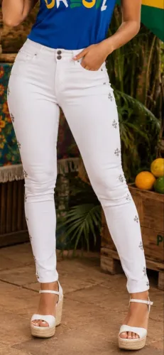 1 Calça skinny ANIMALE N 36 branca pedraria na lateral LIQUIDAÇÃO última outlet 50,00