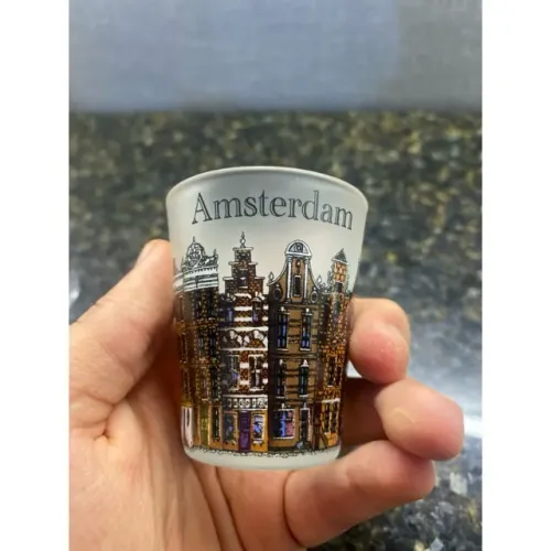Shot com estampa das casas Amsterdã Paises Baixos.