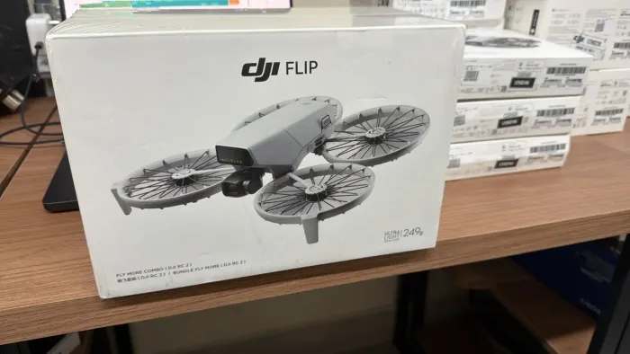 Drone DJI FLIP MORE COMBO COM 3 BATERIAS COM TELA | LACRADO | LOJA FÍSICA BH