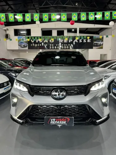 Toyota Hilux SW4 Diamond 2.8 TB 4X4 Die. Aut. 2022
