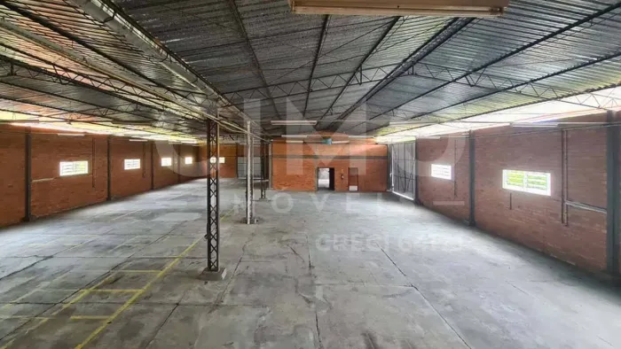 Galpão para Locação em Pomerode  1.184 m² e Amplo Pátio