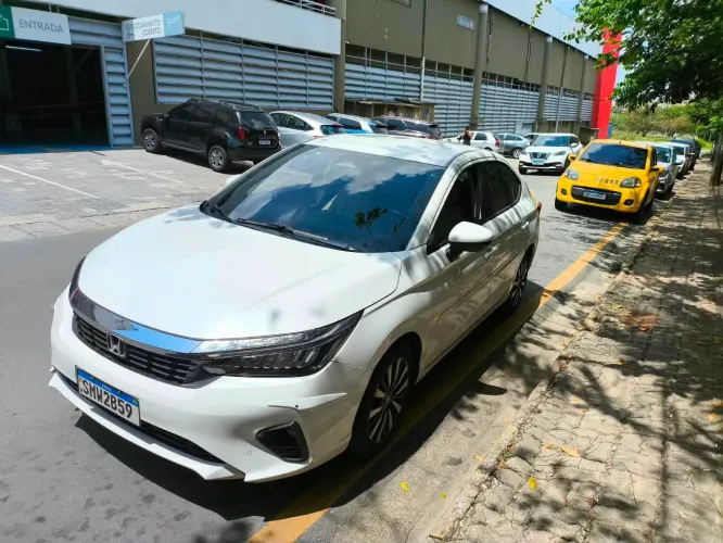 Honda City Sedan Touring 1.5 Flex 16V 4P Aut. 2025