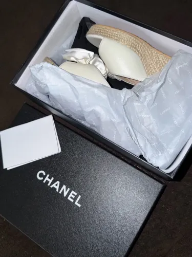 Salto Chanel mary jane com caixa e dust bag