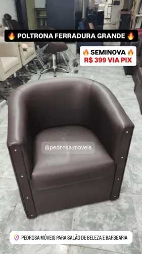 Poltrona de Espera Recepção ou Manicure Esmalteria Salão