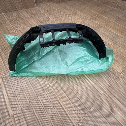 Pára-choque Dianteiro Nissan 620225r10h Carro