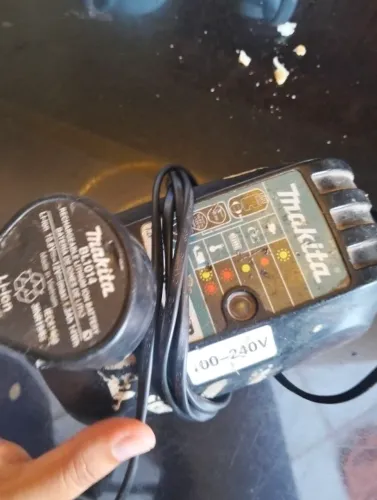Bateria e carregador Makita 