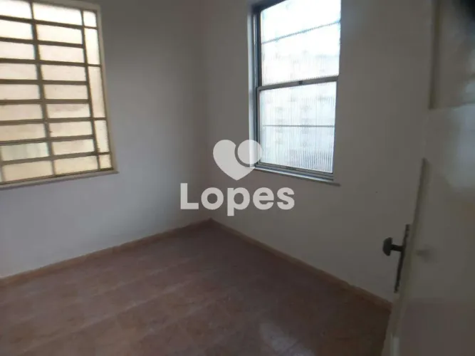 Ramos | Casa 7 quartos, sendo 1 suite