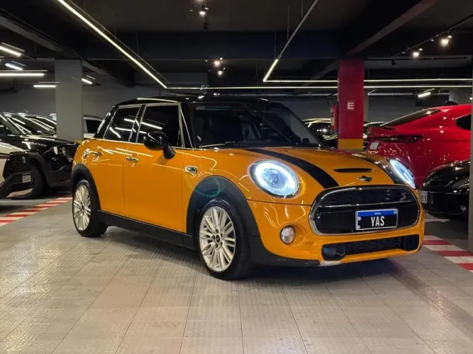 Mini Cooper S 2.0 Turbo 16V 5P Aut. 2015