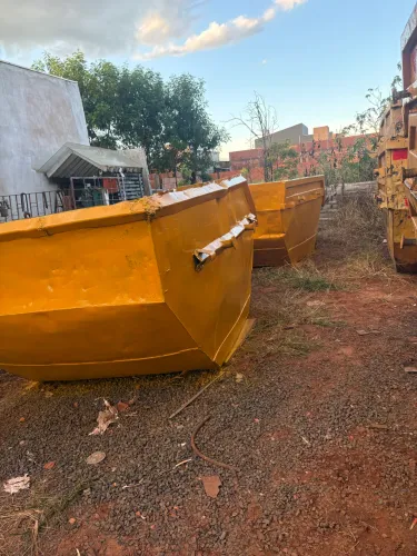 CACAMBAS de entulhos prontas para usar 