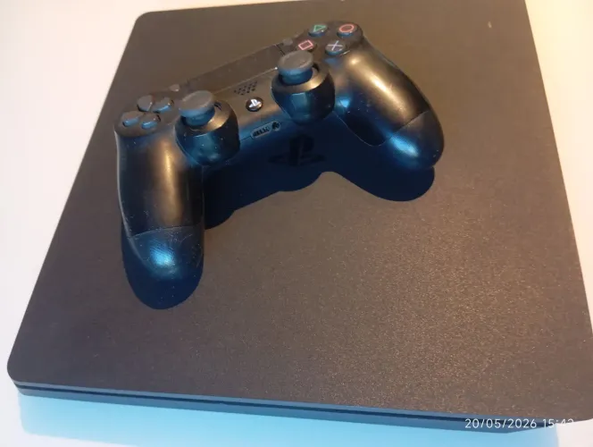 PS4