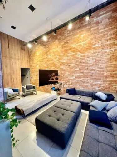 Casa com 3 quartos sendo 1 suíte à venda Condomínio SunLake