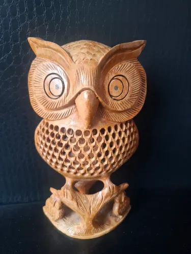 Decoração feita a mão. Coruja