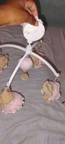 Mobile ursinha princesa , funcionamento perfeitamente, só está sem o suporta !