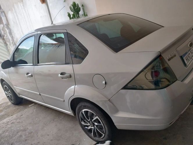 Imagem de Ford Fiesta Sed. 1.6 8V Flex 4P 2011