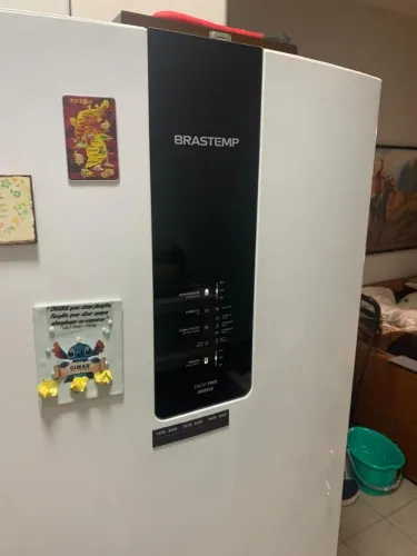 Geladeira branca Brastemp Inverse