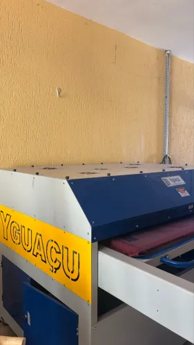 Presa pneumática yguaçu 1 por 1,5 Equipamentos em ótimos estado de conservação