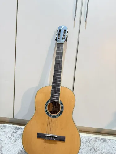 Vendo violão Tagima Alpha Paraty nylon com capa  