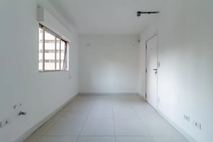 Sala comercial na Alameda Itu, 215 - Conjunto 31 e 32 216 m²